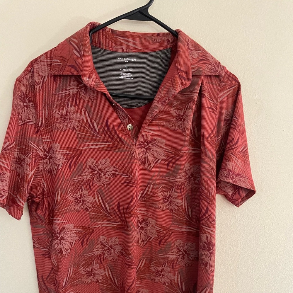 Van Heusen Men's Red Floral Shirt